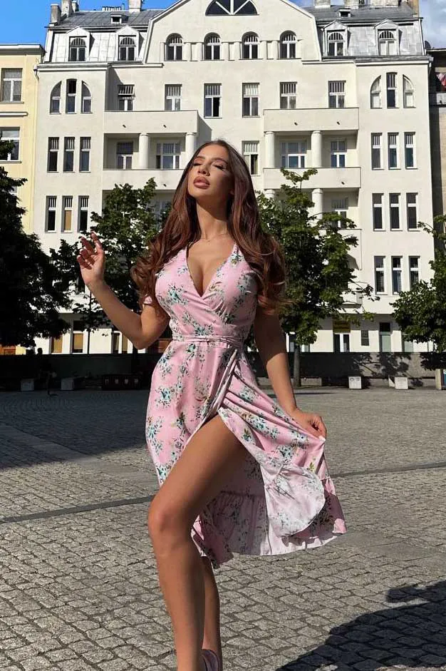 Рожева літня сукня в квіточку на запах - 1516